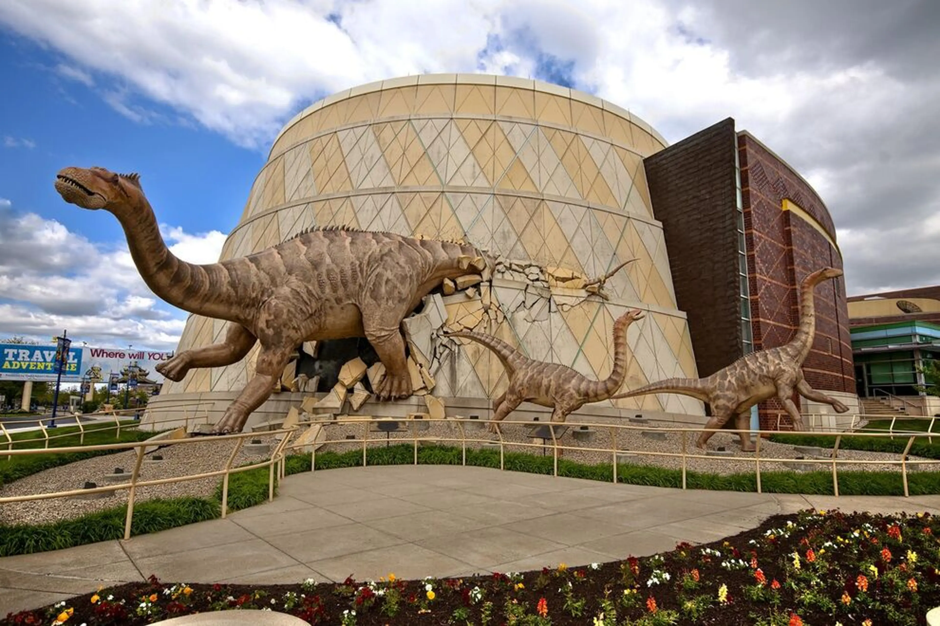 🦖 Explore The Children’s Museum of Indianapolis – The World’s Largest Kids Museum | Indianapolis, IN