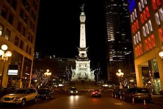 🚗 Discover Monument Circle: Your Guide to the Heart of Downtown Indianapolis