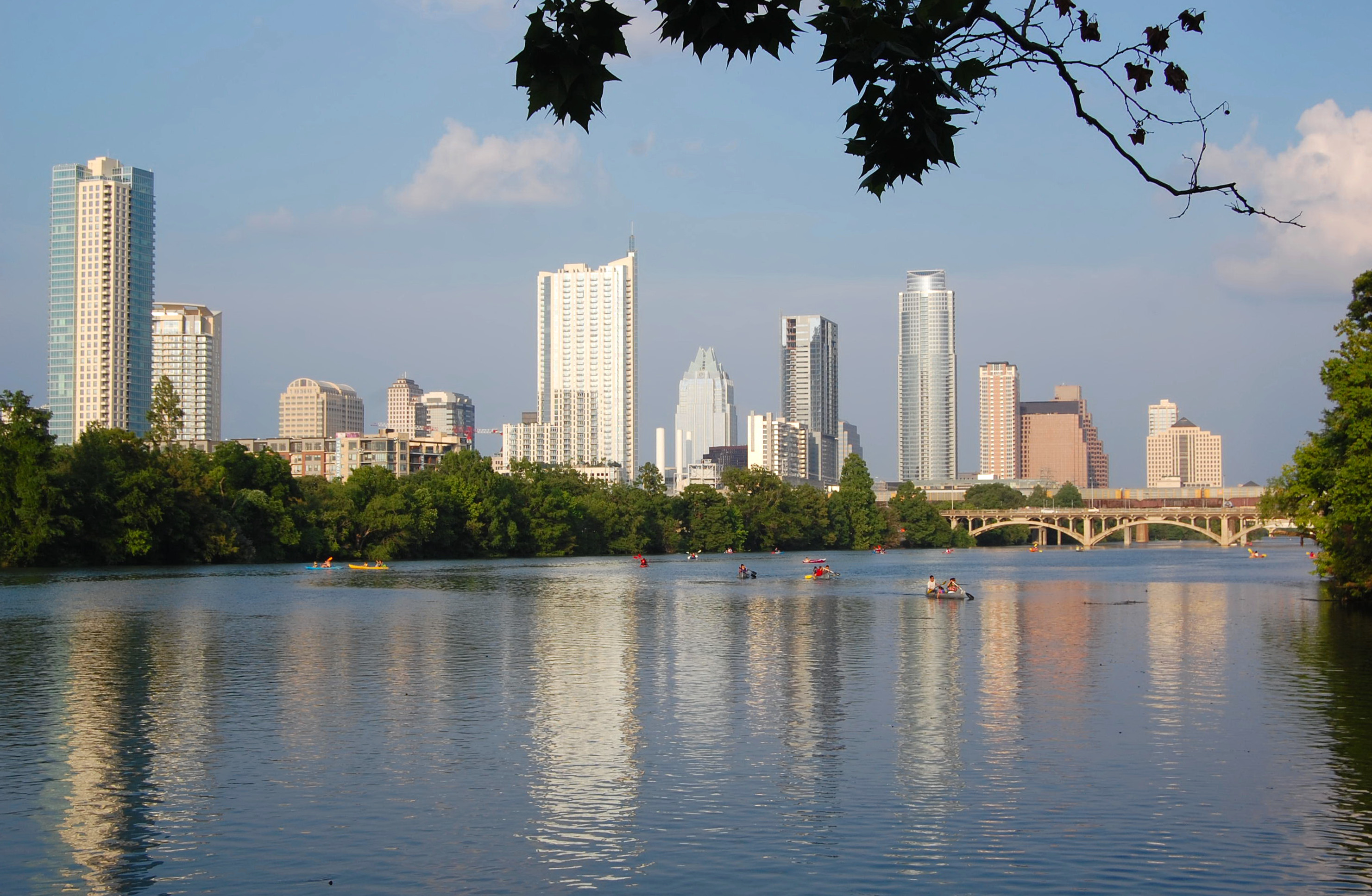 🚗 Driving Around Lady Bird Lake: Scenic Routes, Parking Tips & The Best Views in Austin, TX | Jefa Car Rentals, Austin, TX