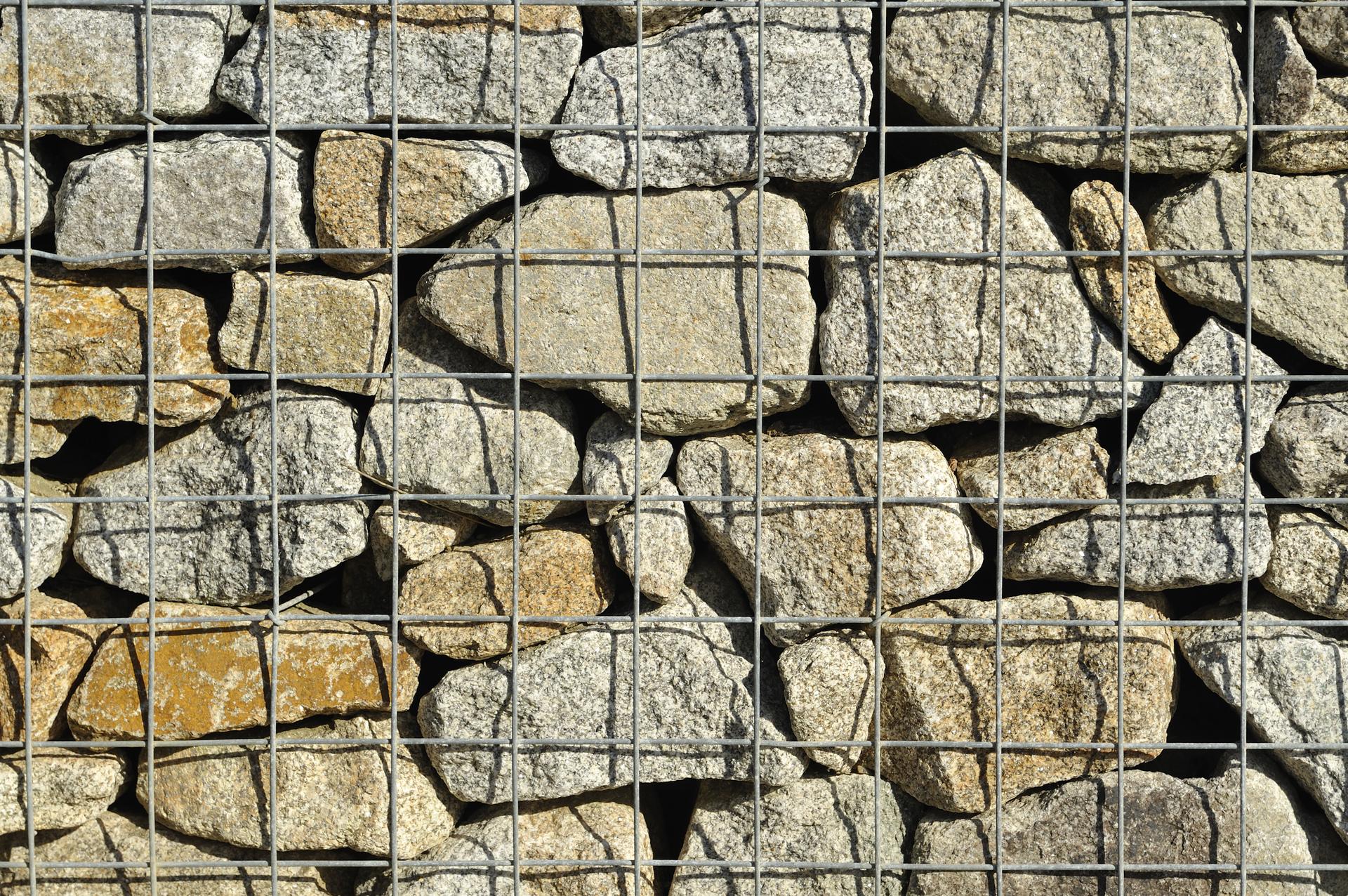 Retaining Walls for Sloped Properties | 7D Construction