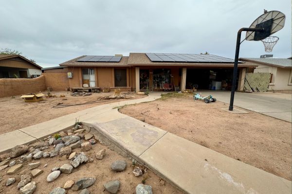 HOT CASA GRANDE 4/3 + BONUS ROOM WITH POOL - INVESTOR SPECIAL, NO HOA PRICED TO MOVE! E JUDI DR, CASA GRANDE, AZ 85122