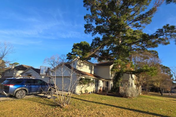 PRICE REDUCTION! INSTANT EQUITY PLAY | SFR + INCOME-PRODUCING UNIT | WALDEN SUBDIVISION - HUGE DOUBLE LOT. HAWTHORNE DR, MONTGOMERY, TX 77356