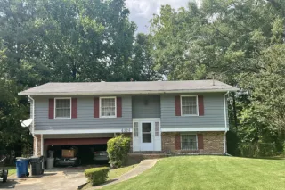 INSTANT EQUITY SPLIT-LEVEL IN RIVERDALE GA · 3/2 · CLAYTON COUNTY Valley Dale Dr, Riverdale, GA 30274