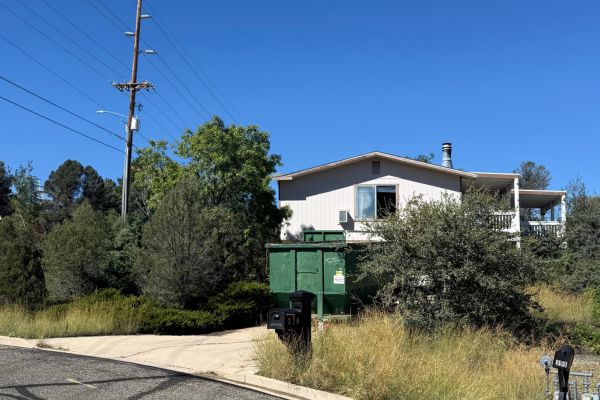 GREAT LOCATION, ELEVATED LOT SFR WITH VIEWS  IN PRESCOTT AZ · 3/2 · 1,624 SQFT · NO HOA W Delano Ave, Prescott, AZ 86301