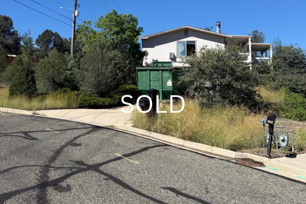 SOLD - GREAT LOCATION, ELEVATED LOT SFR WITH VIEWS IN PRESCOTT AZ · 3/2 · 1,624 SQFT · NO HOA W Delano Ave, Prescott, AZ 86301