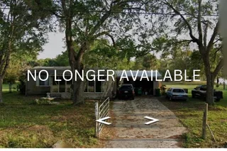 NO LONGER AVAILABLE - Florida SFR, Acre Lot By the lake! Aurantia Rd Mims, Florida 32754