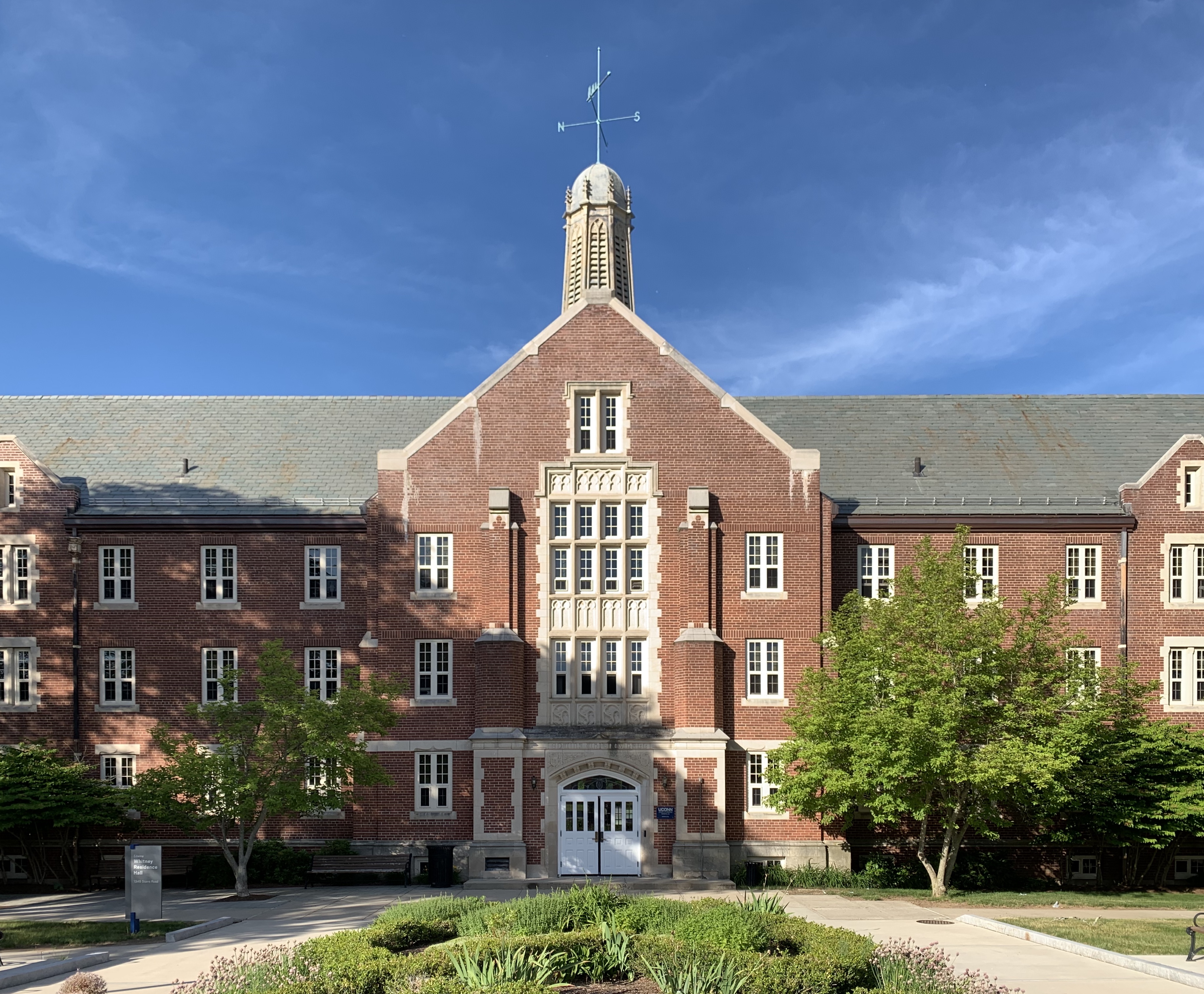 Driving from Hartford to the University of Connecticut: Travel Tips for Students and Families