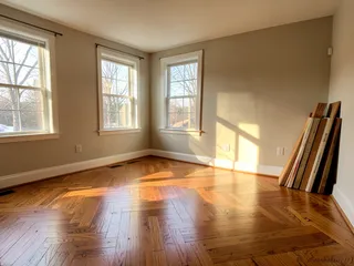 Big-Box vs Local Flooring Installation in Farmington