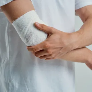 Why Do Healing Wounds Itch? Causes, Relief, and What It Means