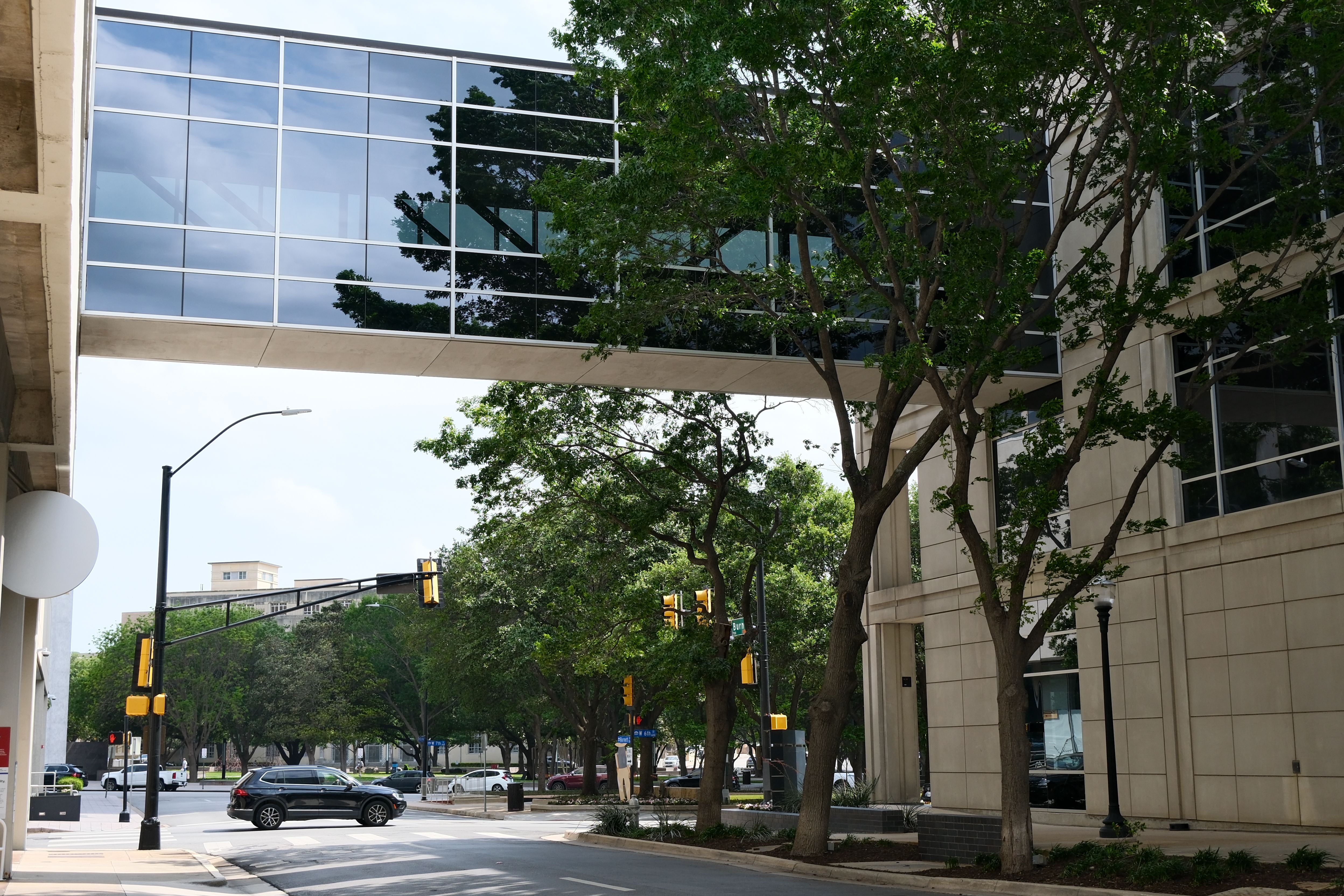 Traveling With Family During the FIFA World Cup? Best Vehicle Options to Rent in Fort Worth ⚽🚗