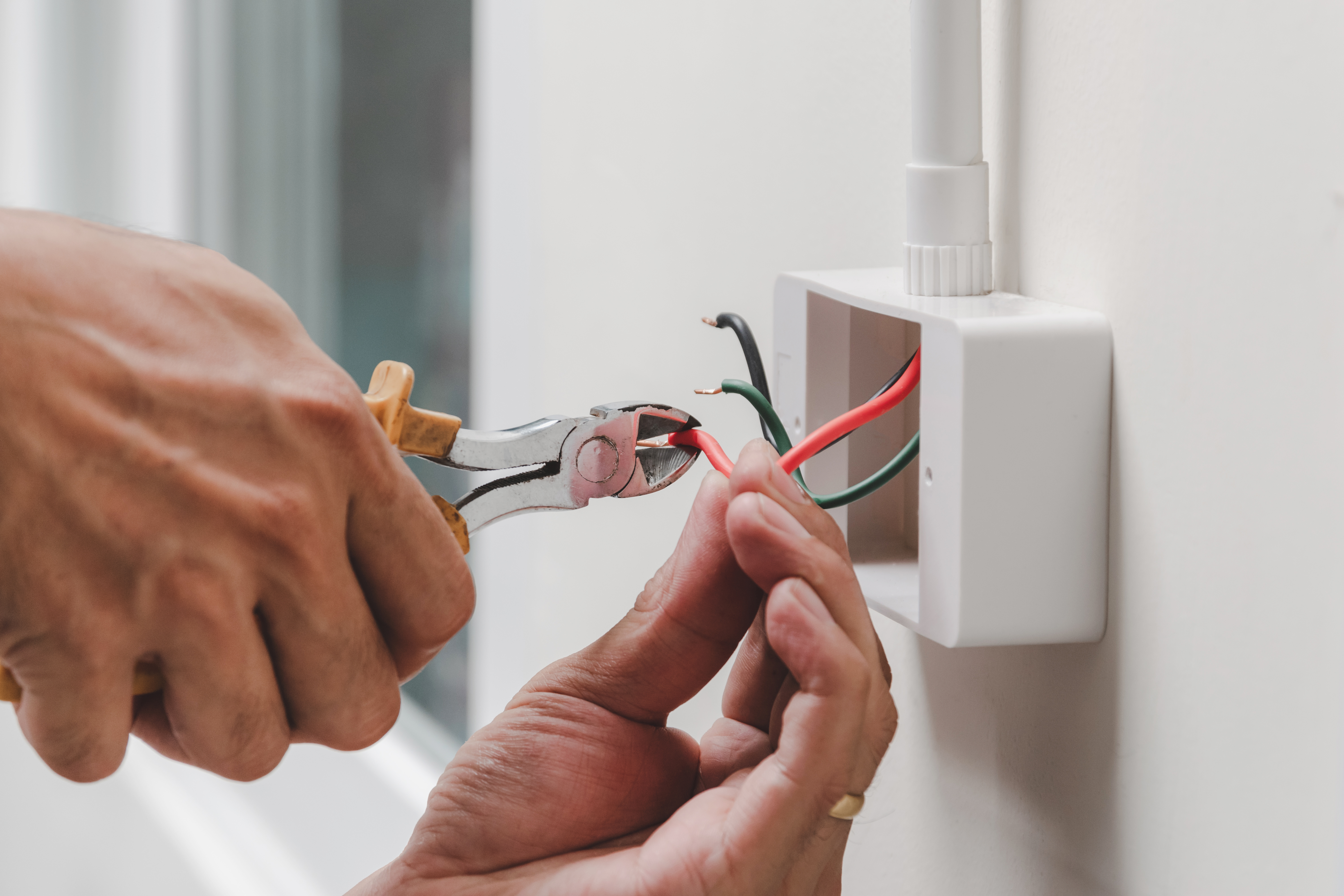 Why Do Some Electrical Repairs Cost More Than Others