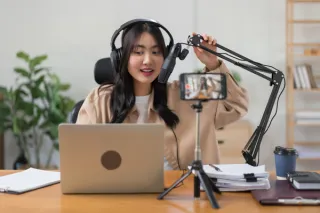 How to Repurpose One Podcast Episode Into a Week of Content