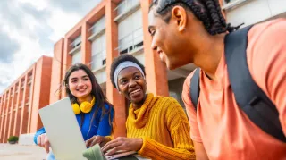 9 Smart Tips on How to Select a College Major