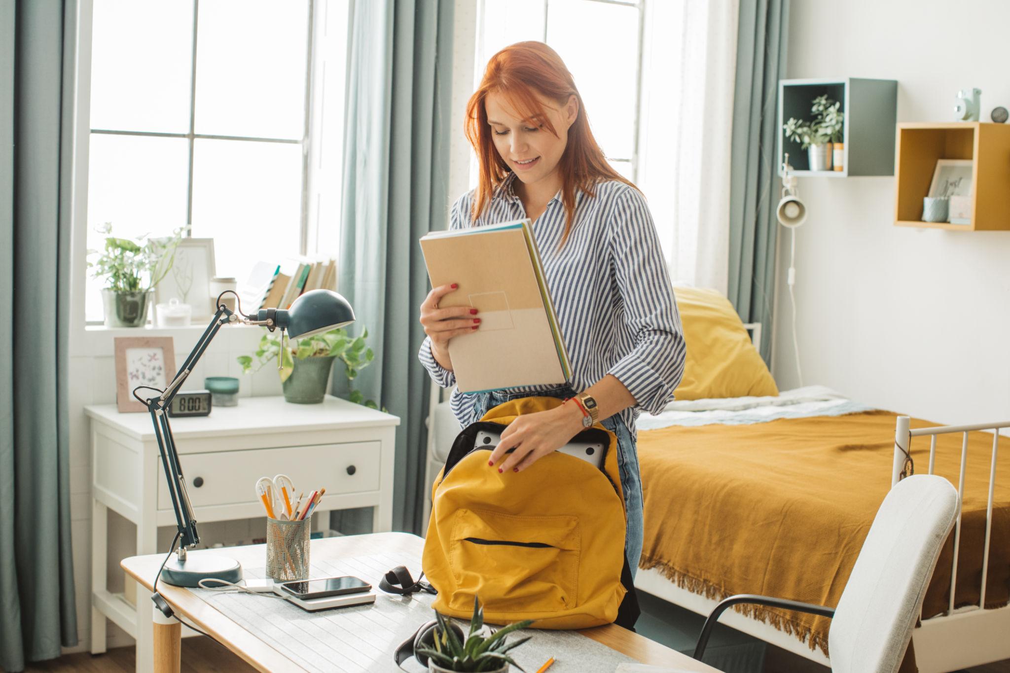 5 Things Every Incoming College Student Should Set Up Before August