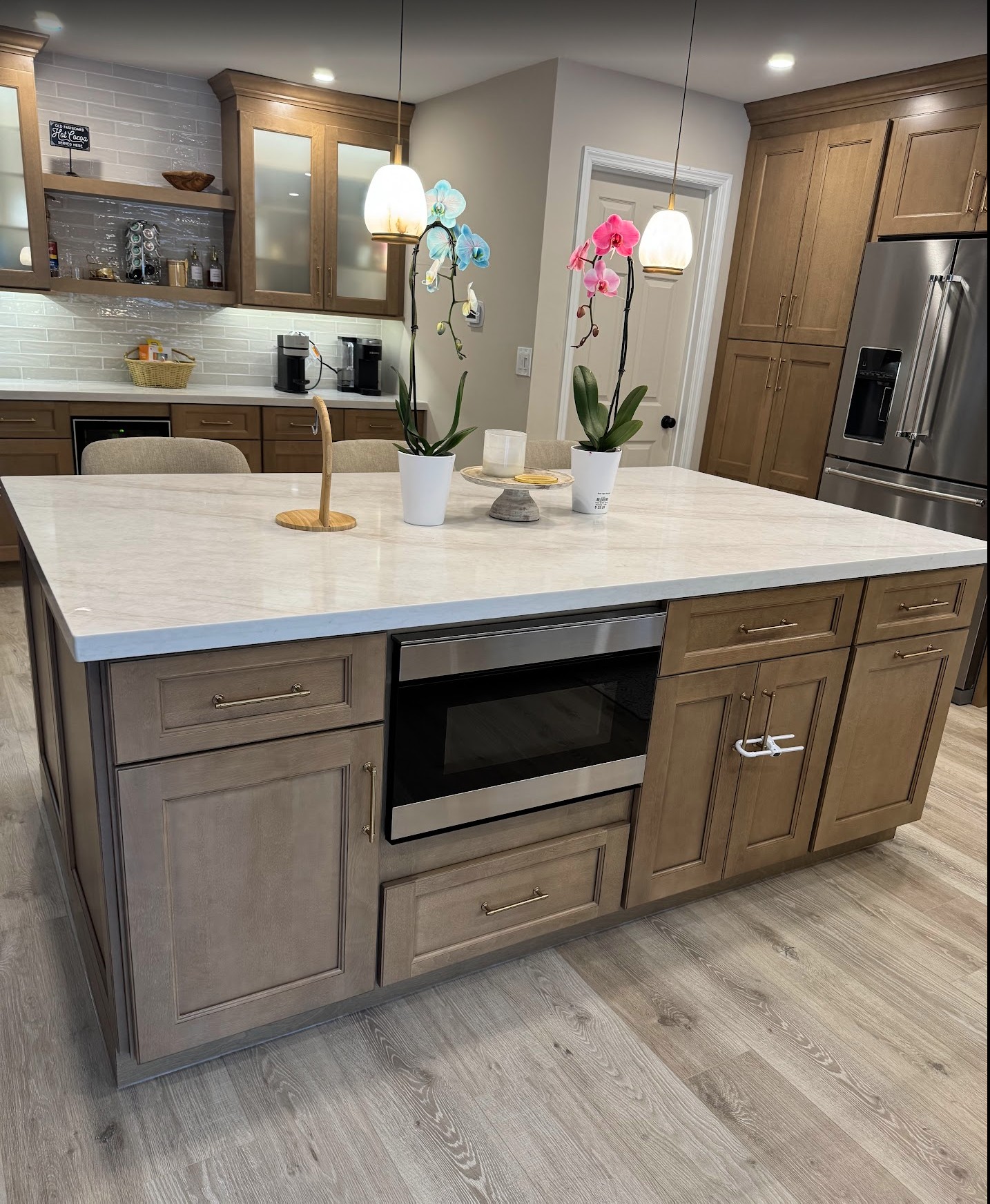 Move Over, All-White Kitchens: What's Trending