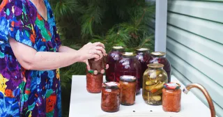 Why Your Forearm Starts Aching and Your Grip Feels Weak After Home Canning and Jar Tightening
