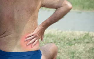Why Your Side Hurts and Your Upper Back Feels Stuck After Lifting a Kayak Onto the Car