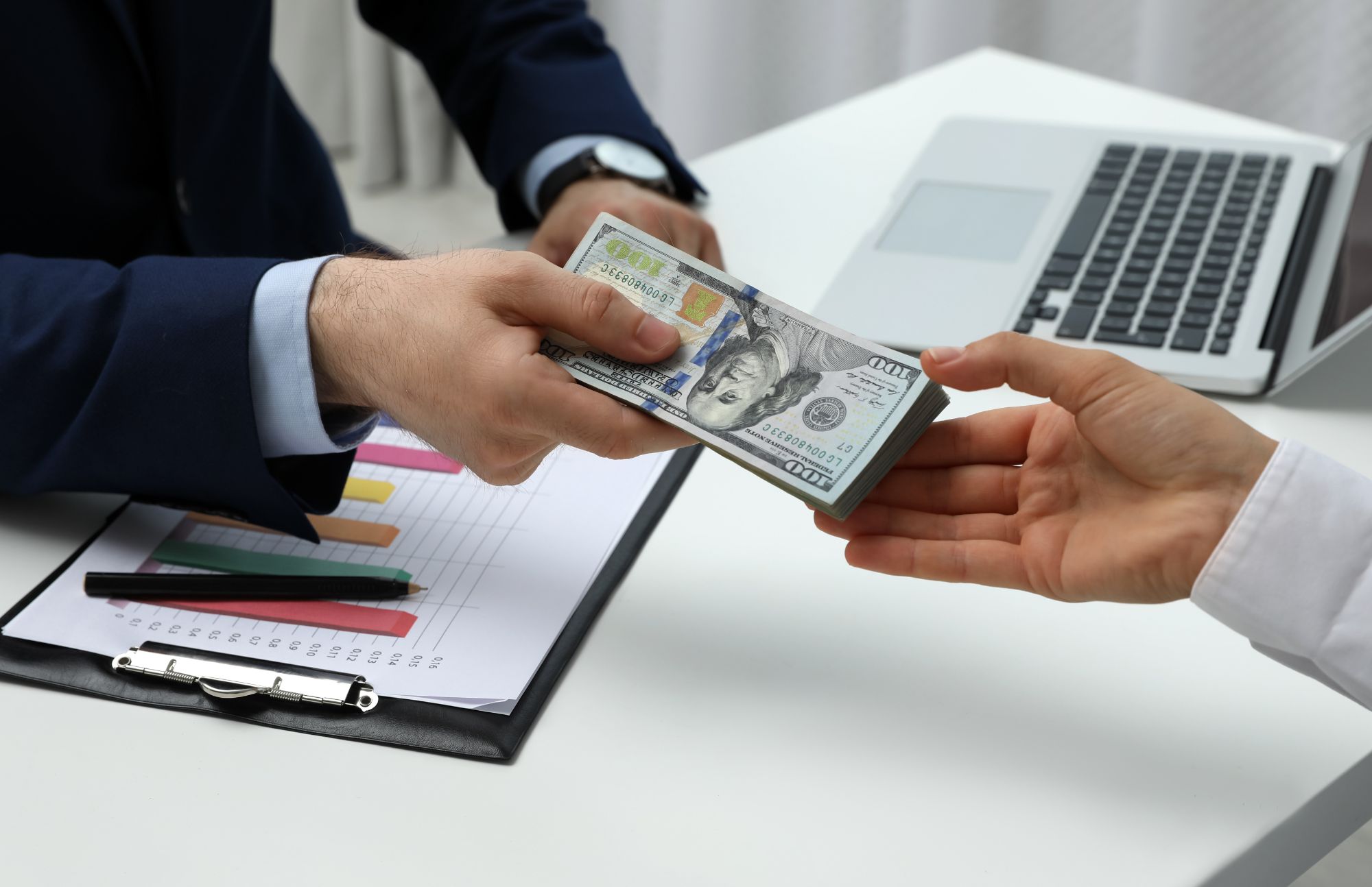 Plusvalía vs. Renta en Florida: Cómo Combinar Cash Flow y Apreciación para Construir Riqueza Sólida como Inversionista Peruano