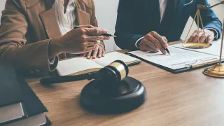 Wills vs. Trusts: A Complete Guide to Protecting Your Legacy
