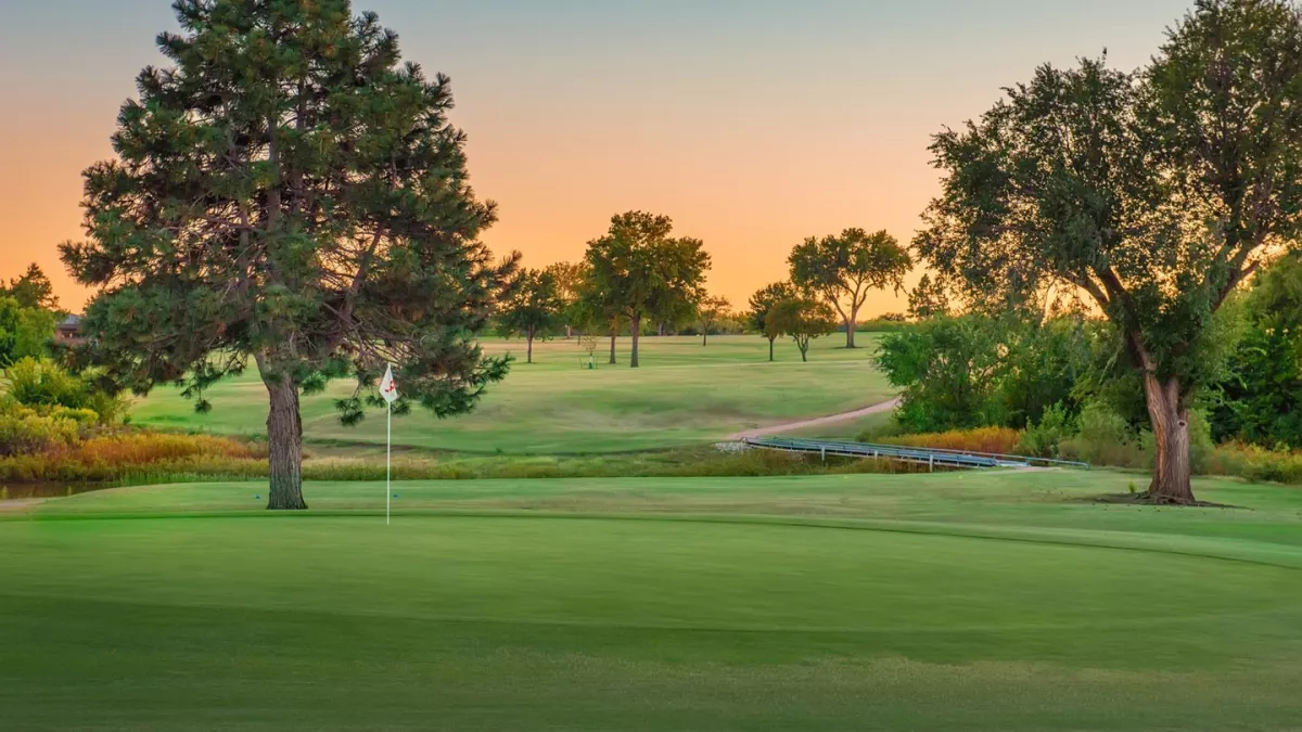 Tee Off in Style at Perry Golf Club — NexRide Car Rentals, Perry, Georgia