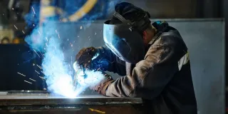 Welding Career Opportunities: Jobs, Salaries & Growth Outlook In Florida