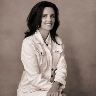 Julie A. Discenza