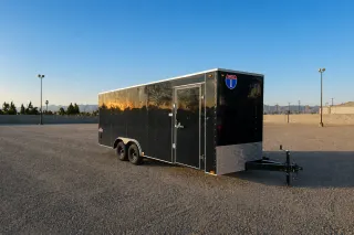 Open Trailer or Enclosed Trailer: What’s Best for Safe Transport?