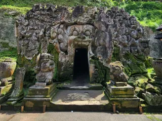 The Java, Borneo, Orangutan & Bali Tour
