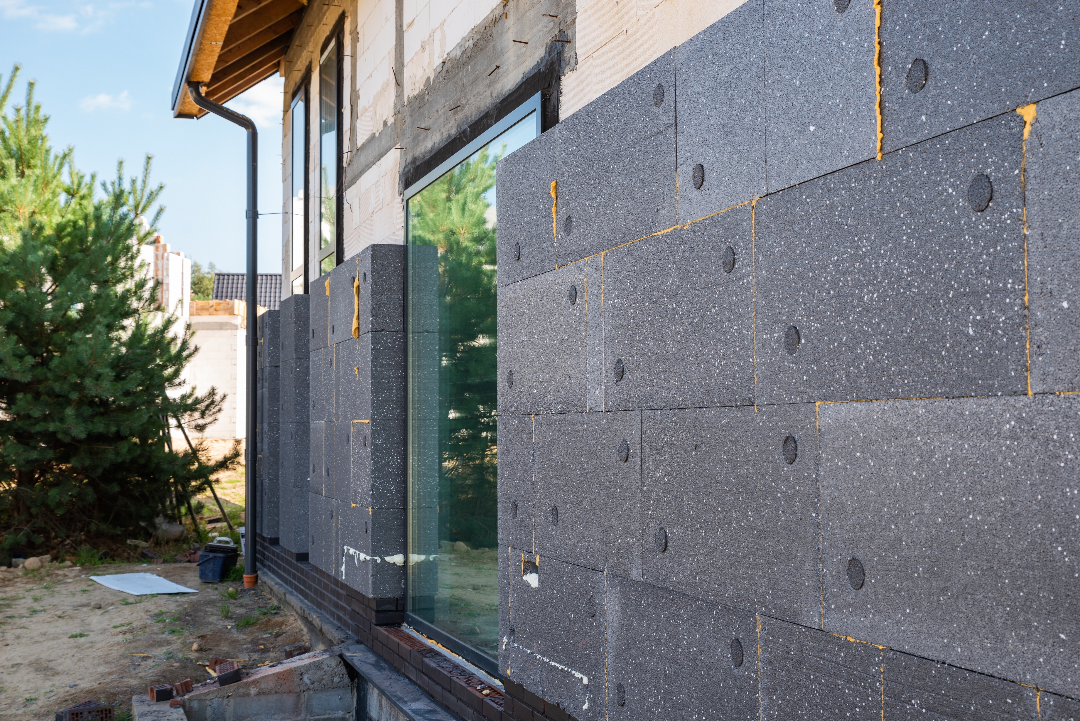 What is the Role of an EWI Defect Surveyor?