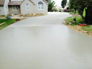 Why Fall Is the Best Time for Concrete Installation in Toledo, Ohio