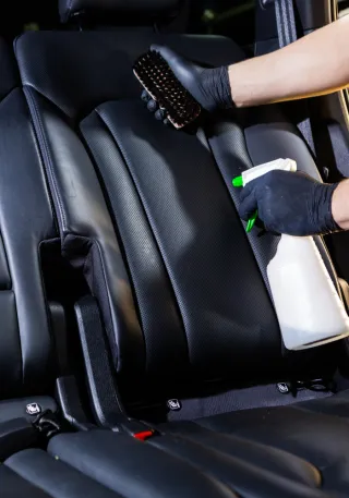 Shampouinage des sièges voiture à Somain : retrouver un intérieur propre et sain