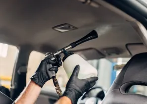 Comment enlever efficacement les odeurs tenaces dans une voiture à Somain