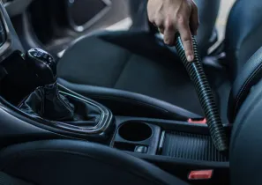 Pourquoi l’intérieur de votre voiture vieillit plus vite que l’extérieur à Somain
