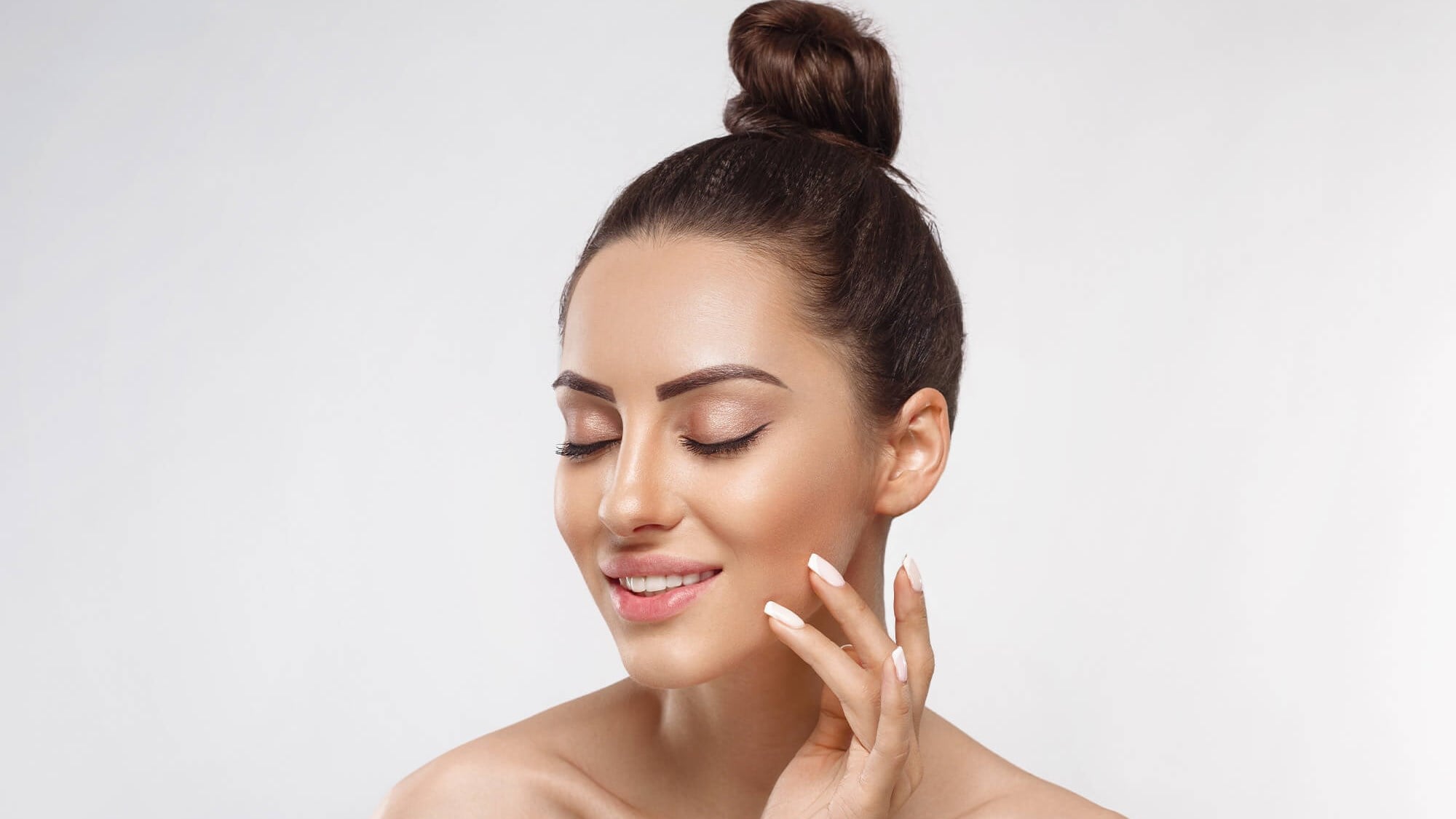 The Power of Microneedling: Revitalize Your Skin Naturally