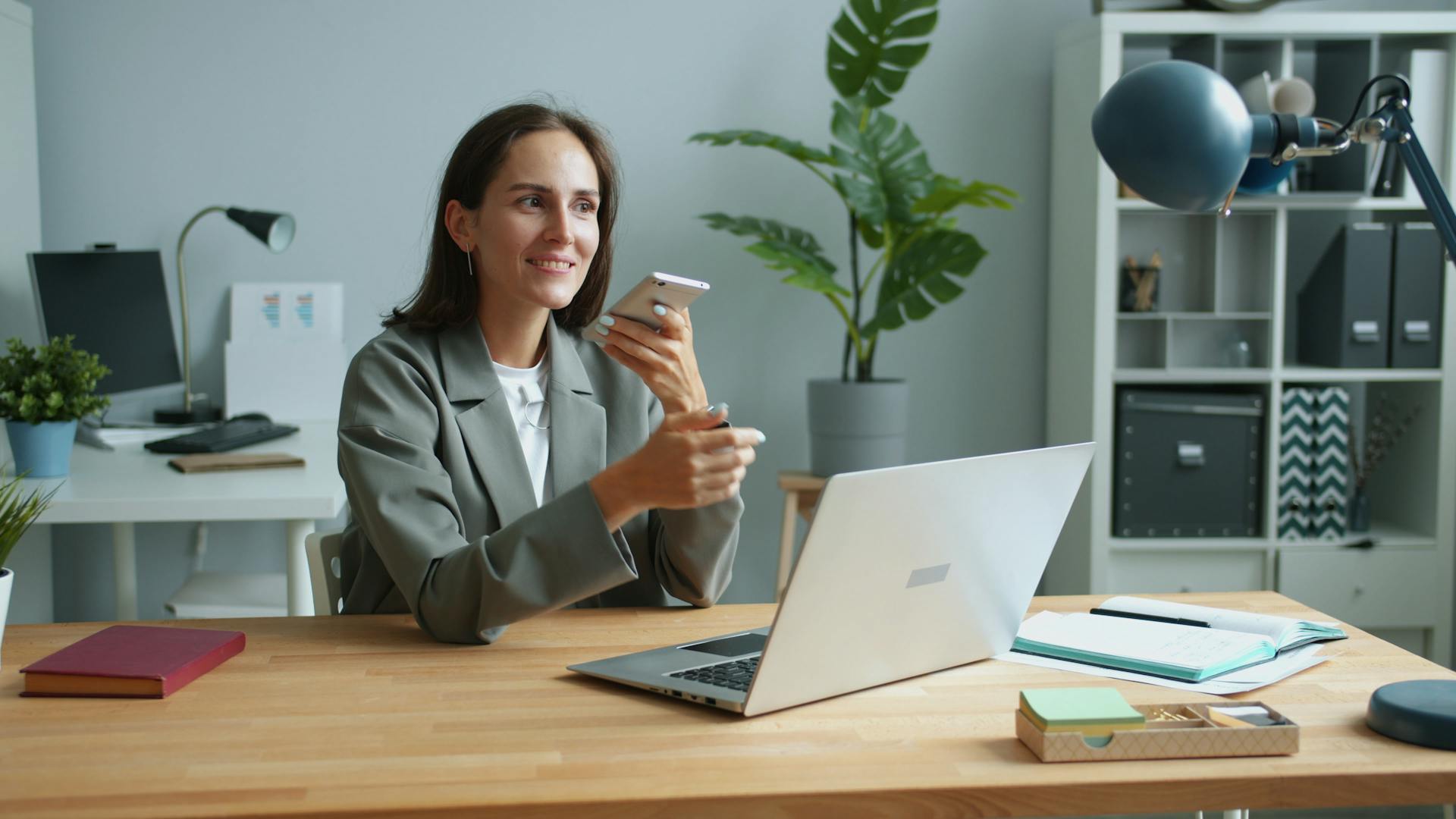 Voicemail vs. AI Receptionist vs. Text-Back: Which Saves More Leads?