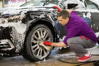 Rnd Auto Detailing And Glass Repair Llc