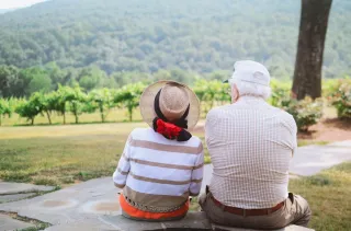 Reverse Mortgage: Why Working With a Broker Beats a Retail Lender Every Time