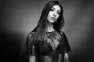 What Makes a Portrait Feel Honest?