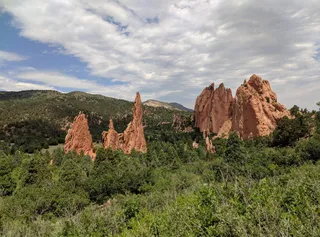 Your Colorado Springs Adventure Starts Here: Finding the Right Car Rental for Every Journey