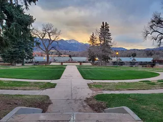 Rent a Car Colorado Springs, CO: Find the Right Ride for Your Next Mountain Adventure