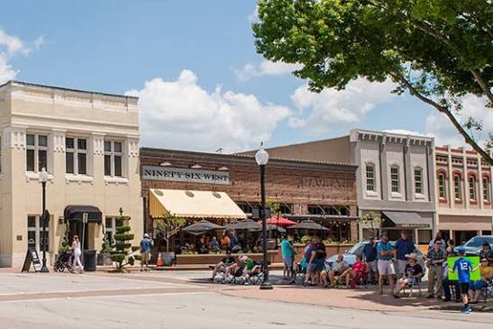 Moving to Brenham, Texas? Discover the Local Real Estate Market