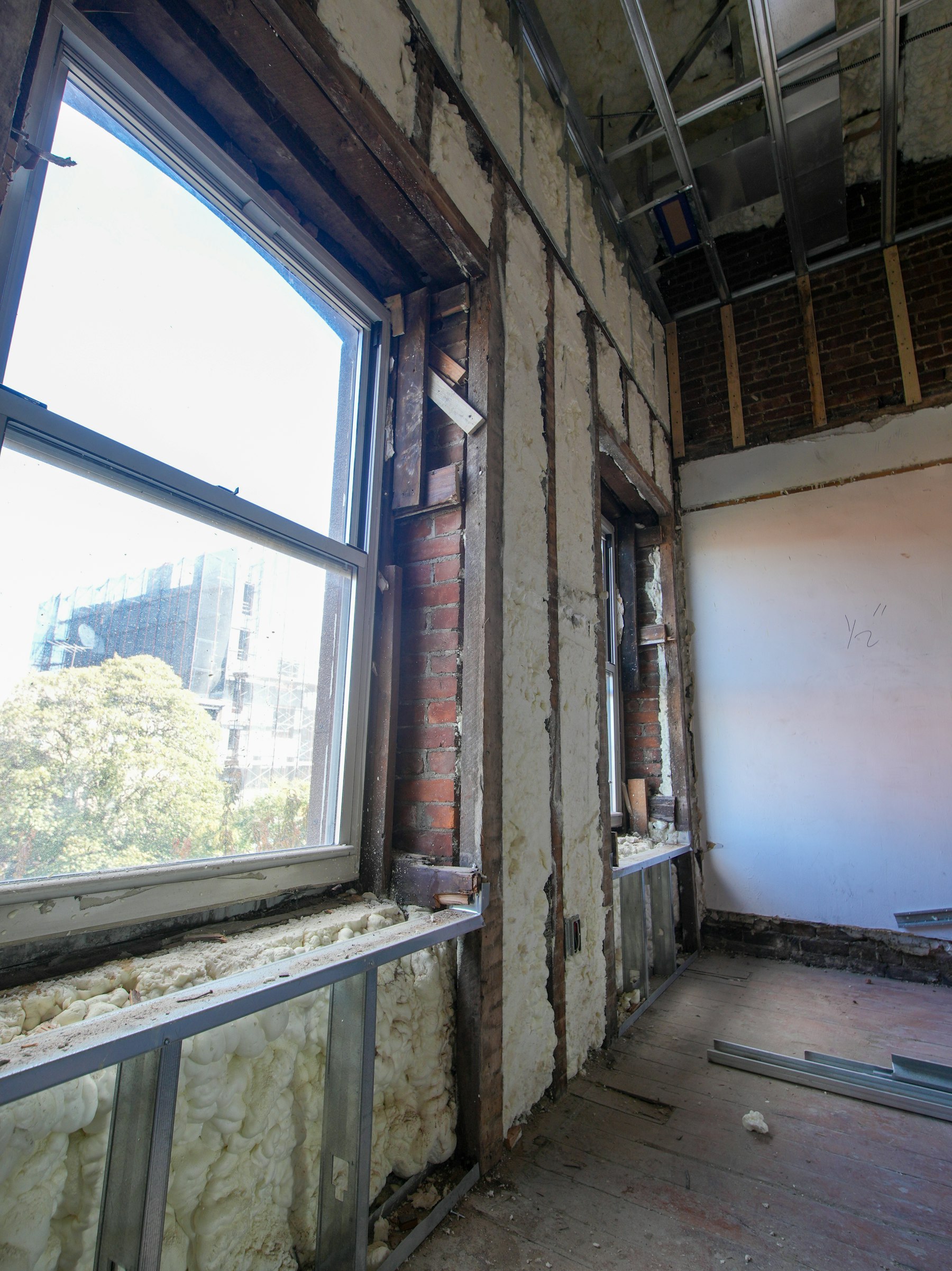 The Hidden Risks in Old Buildings: Lead, Asbestos, and Unknown Framing