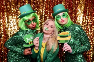St. Patrick’s Day Mall Crawl Photo Booth at Nanuet Town Centre | Nanuet NY Events