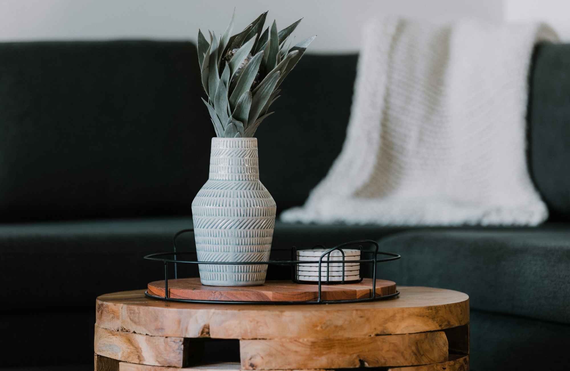 5 Clear Signs You Need a Home Organizer to Transform Your Space