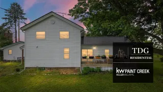 Country Character Fowlerville, MI Home for Sale