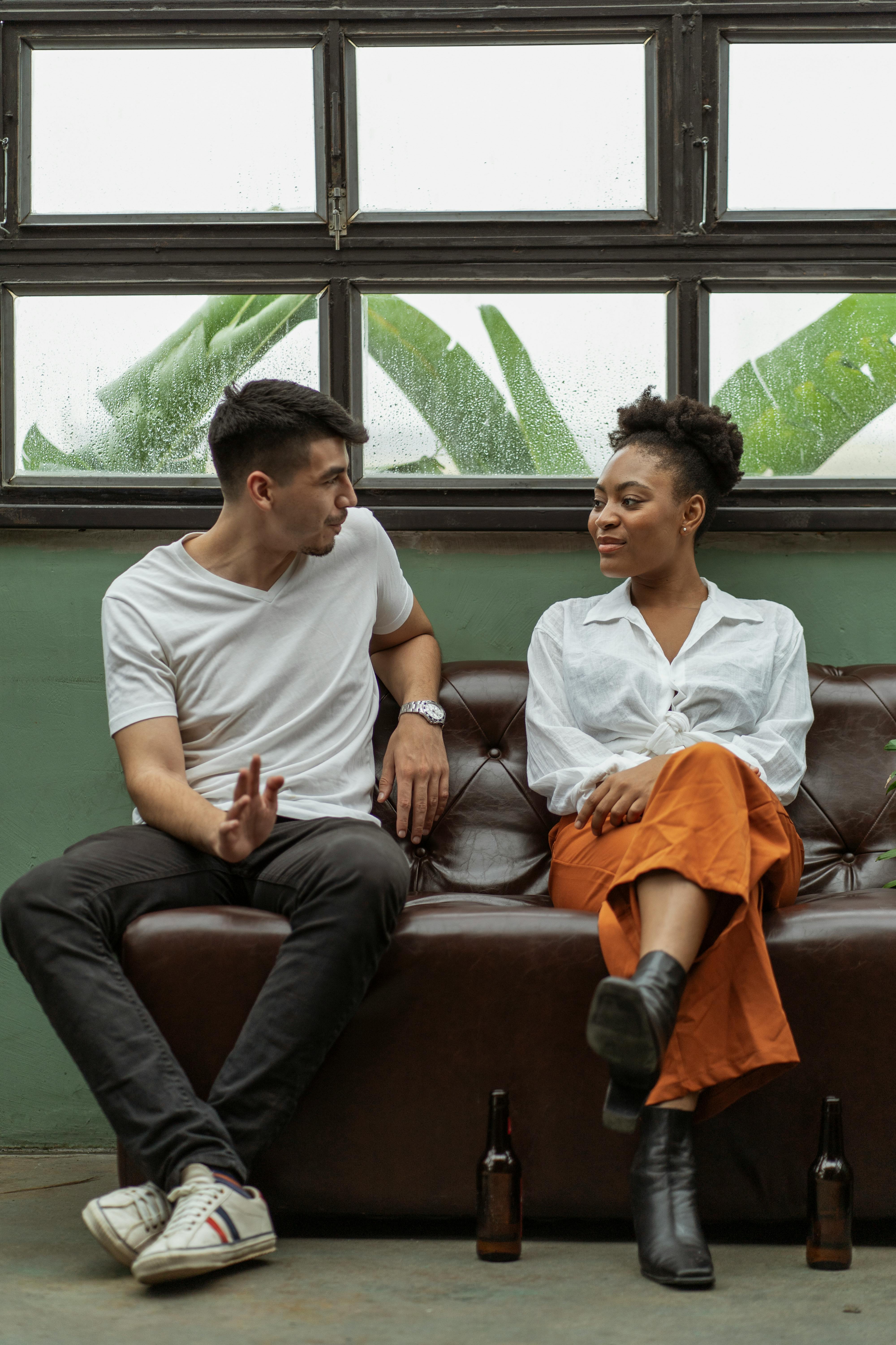 The moment attraction breaks… most people miss wh