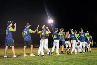 'Sox and Generals Square Off in Game One of South Final