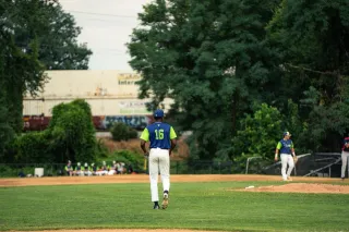 Tom Sox Battle Royals for VBL Championship