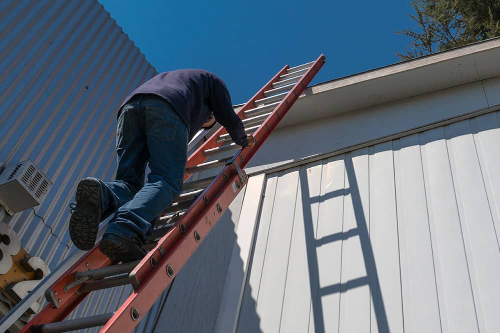 Working At Heights Training is the Law in Ontario