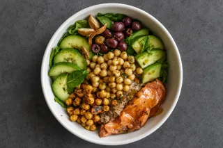 5 Anti-Inflammatory Meals for Busy Weeks (That Don’t Feel Restrictive)